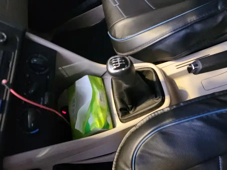 Skoda Rapid — миниатюра 16