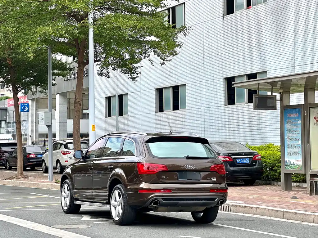 Audi Q7 2015 35 TFSI Sport