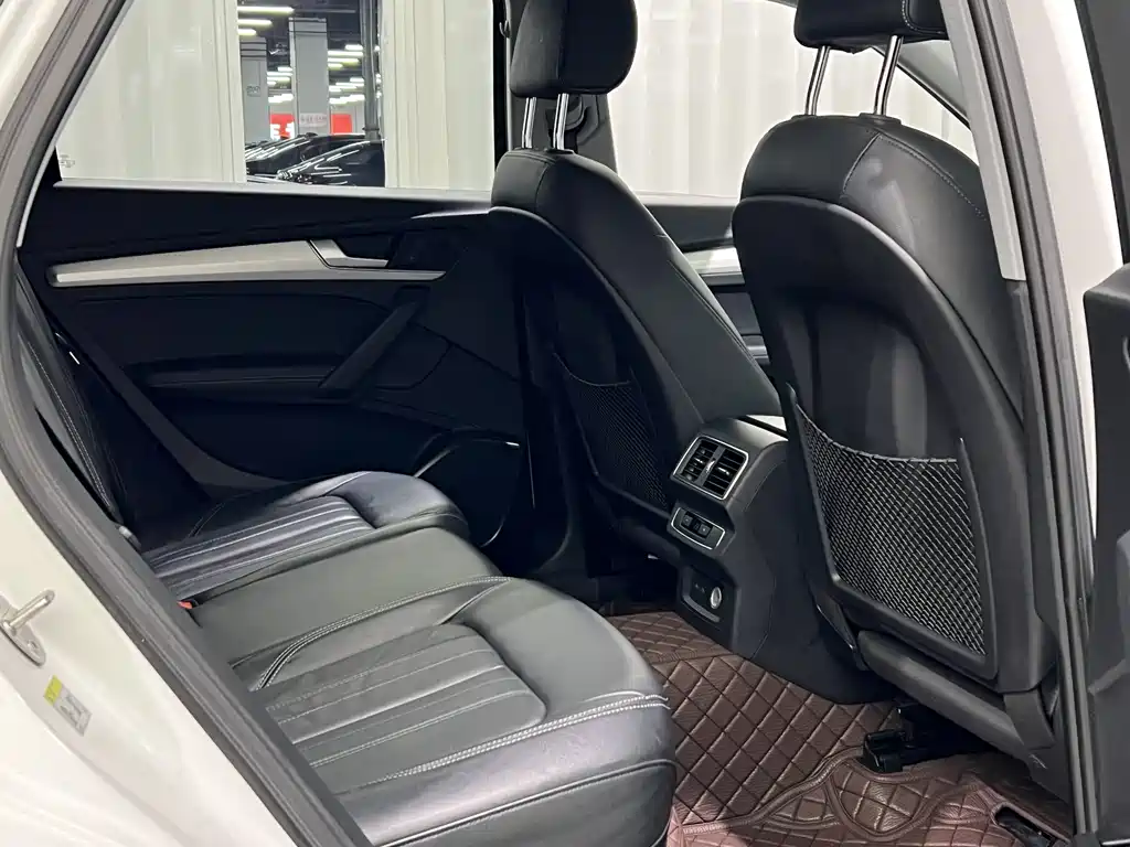 Audi Q5L 2020 45 TFSI Premium Fashion