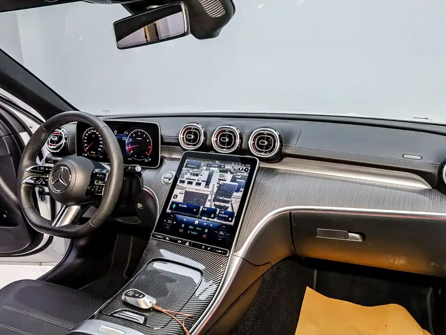 Mercedes-Benz C-Class — миниатюра 22