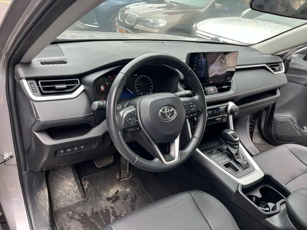 Toyota Wildlander — миниатюра 7