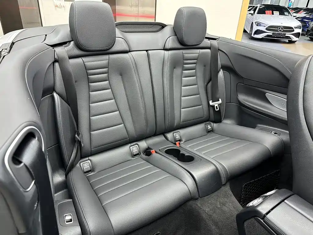 Mercedes-Benz E-Class (Import) — миниатюра 8