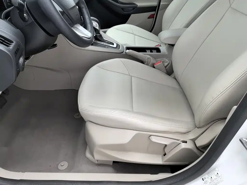 Ford Focus — миниатюра 20