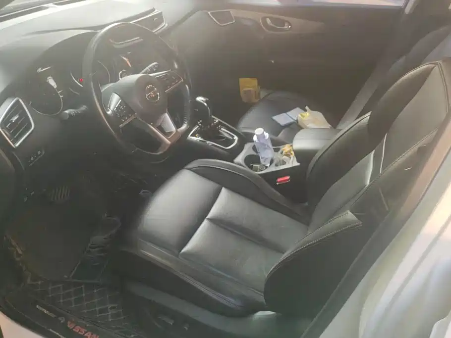 Nissan Qashqai — миниатюра 9