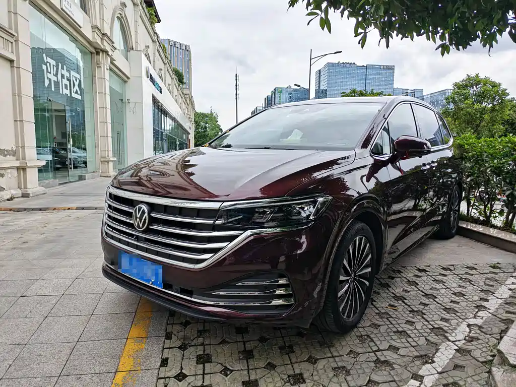 Volkswagen Viloran 2020 380TSI Luxury