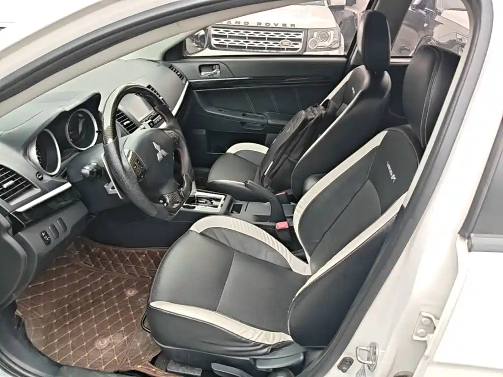 Mitsubishi Lancer EX — миниатюра 15