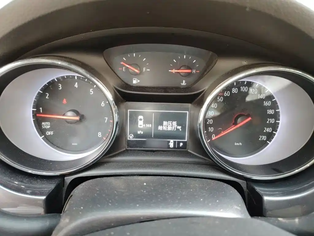 Buick Verano — миниатюра 4
