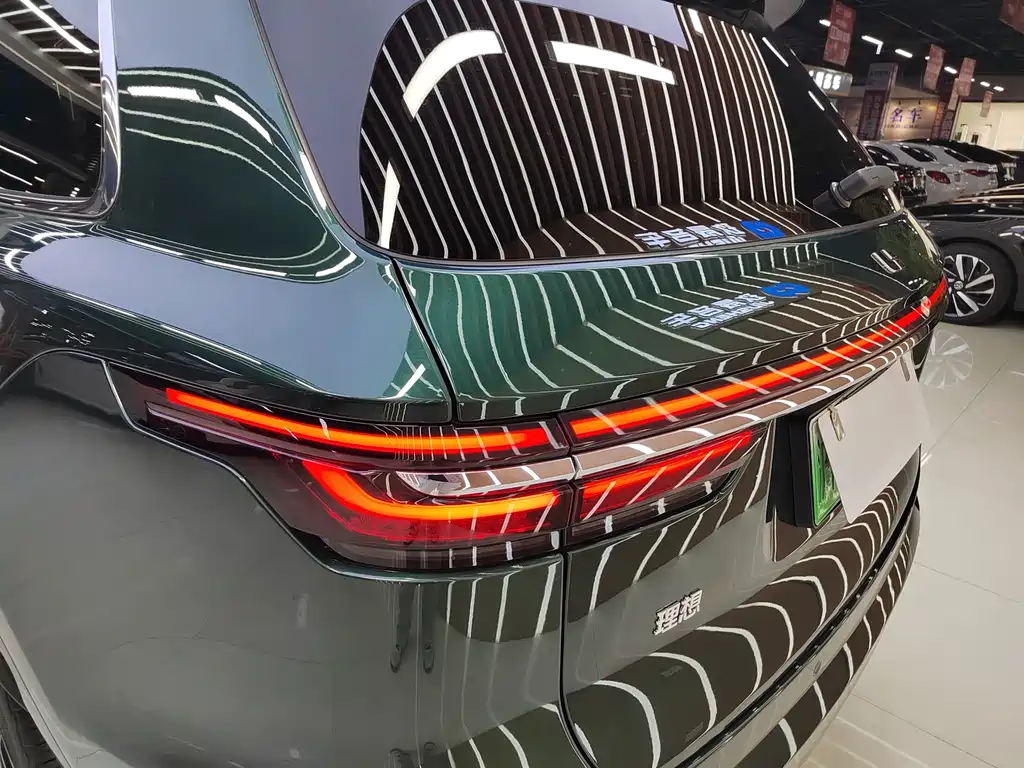 Li Auto ONE 2021 6 мест