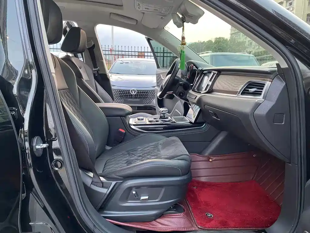 Hongqi Hongqi HS7 — миниатюра 10