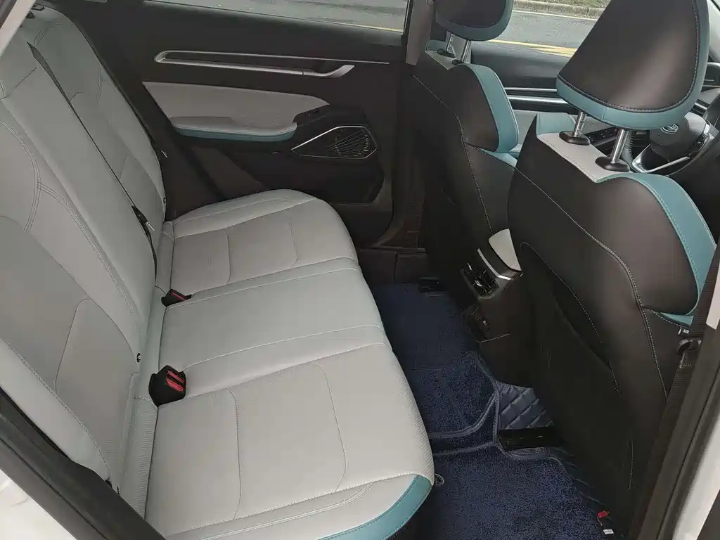 GEELY AUTOMOBILE EMGRAND