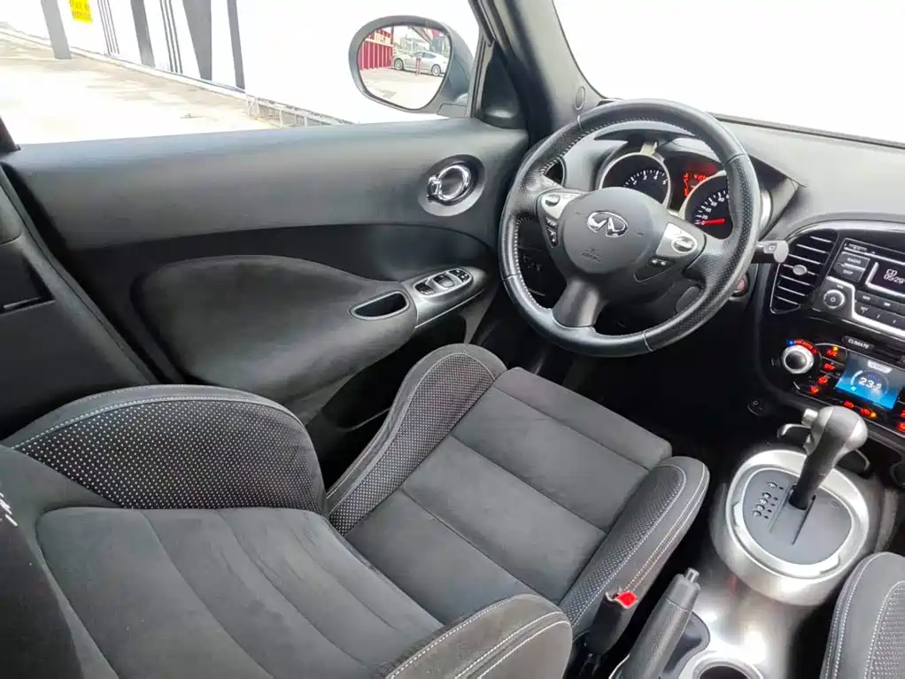 Infiniti ESQ — миниатюра 13