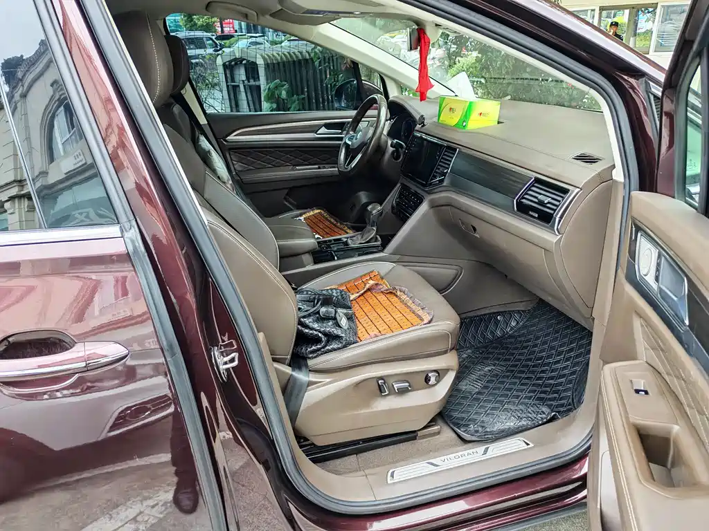 Volkswagen Viloran 2020 380TSI Luxury