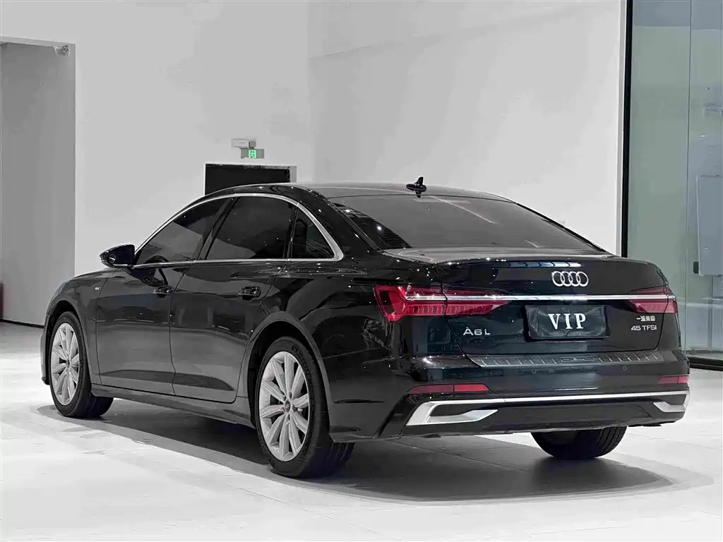 Audi A6L — миниатюра 13