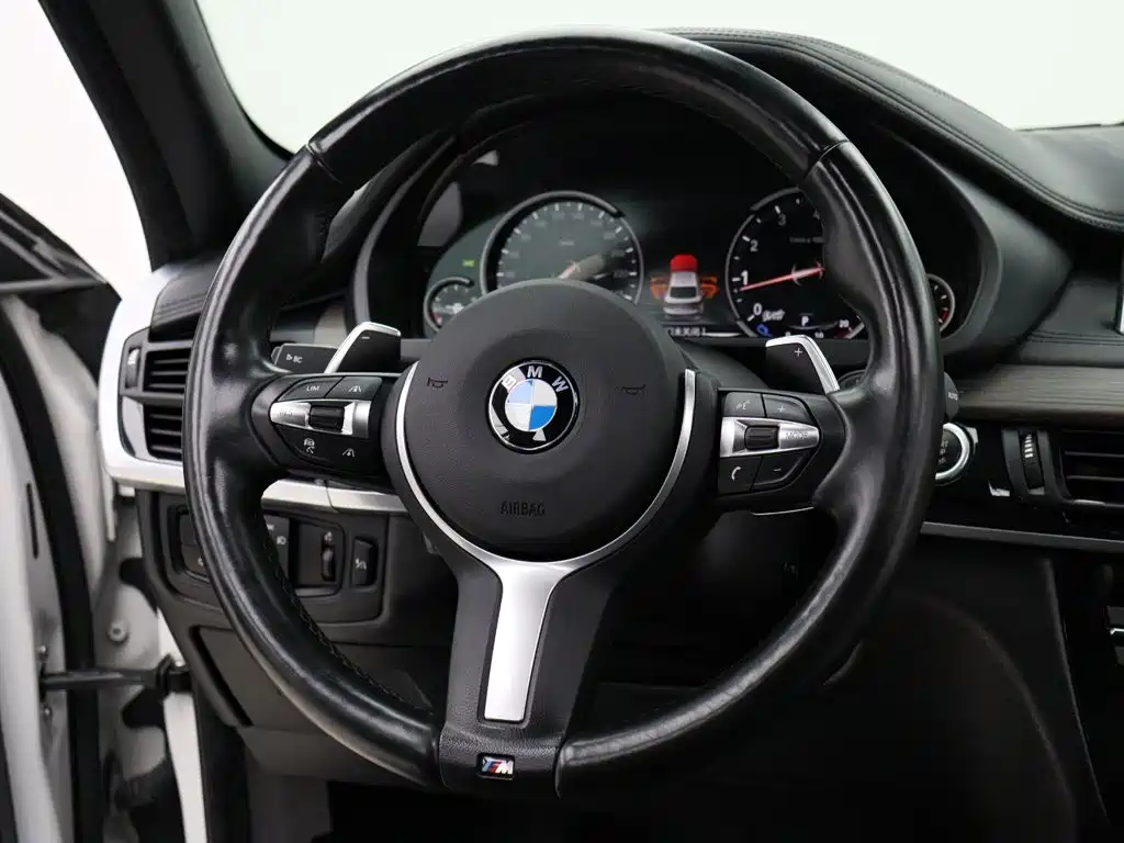 BMW X6 — миниатюра 17