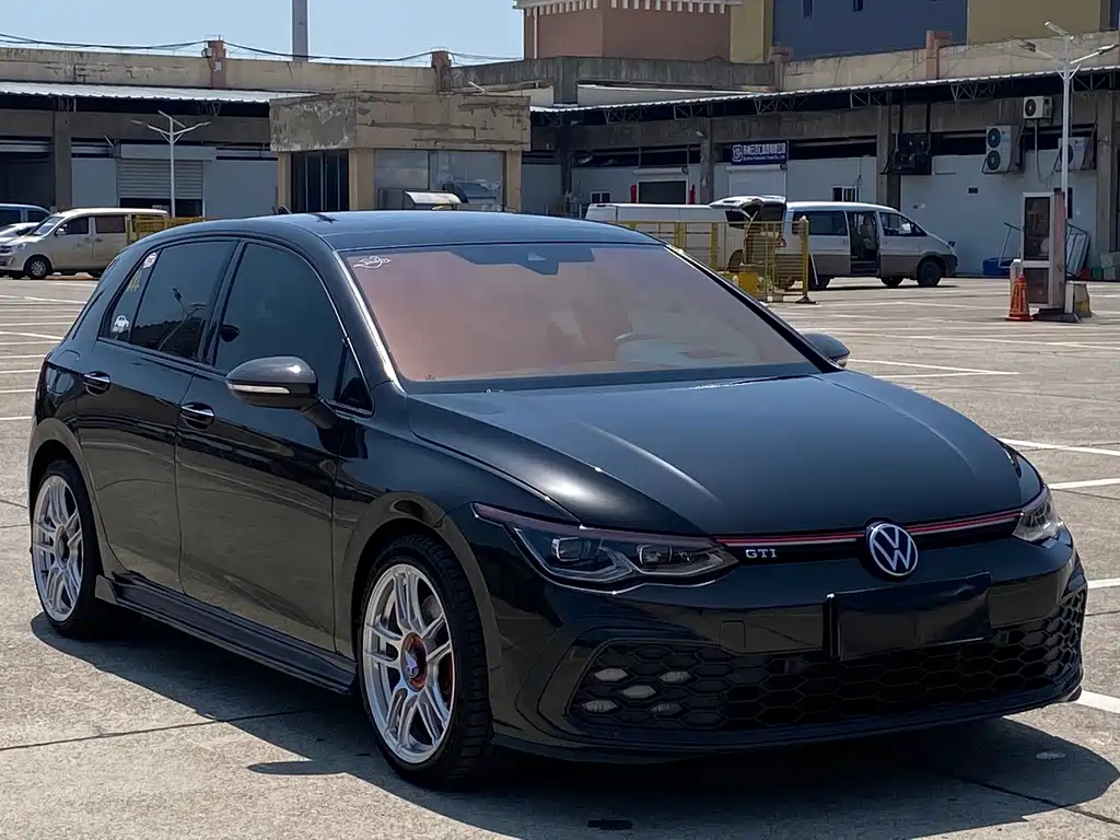 Volkswagen Golf GTI — миниатюра 3