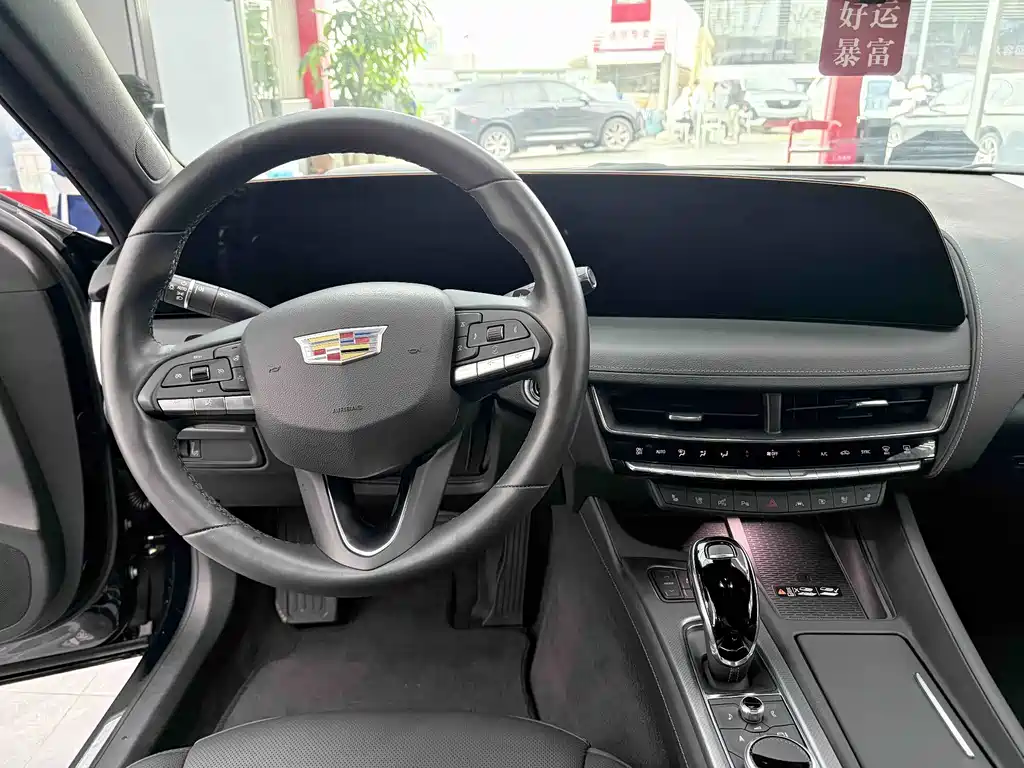 Cadillac CT5 — миниатюра 11