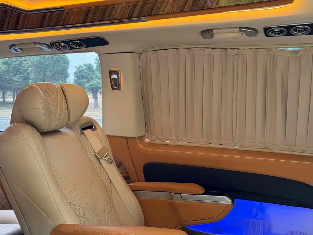 Mercedes-Benz Vito — миниатюра 24