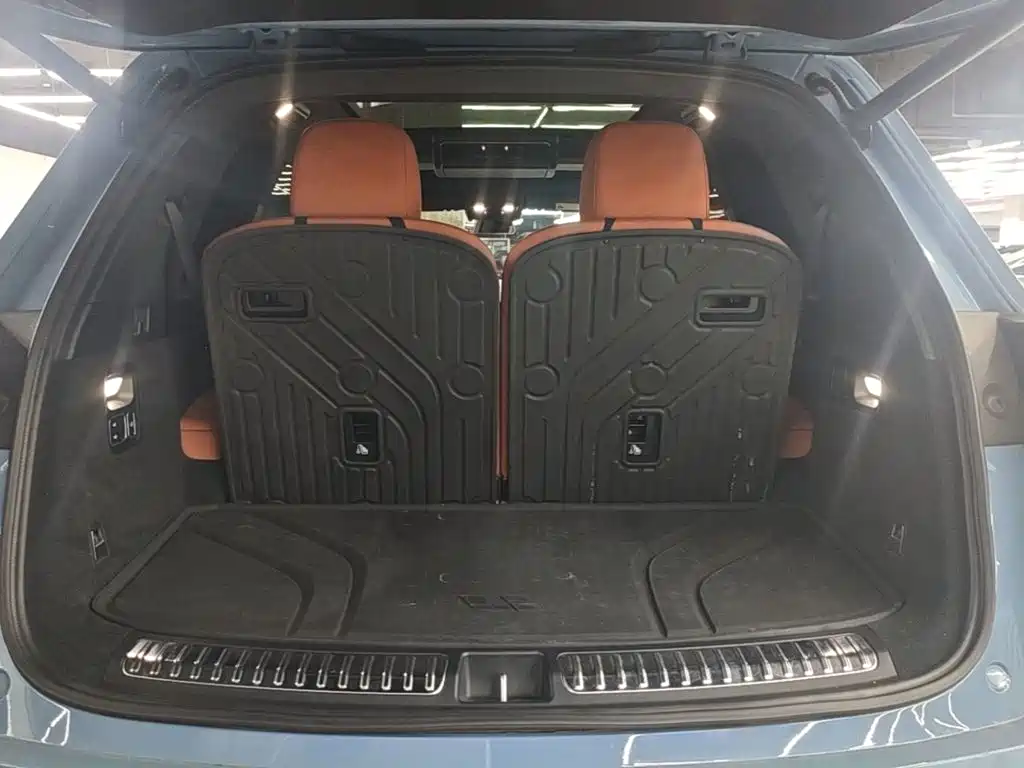 Li Auto Li L8 — миниатюра 19