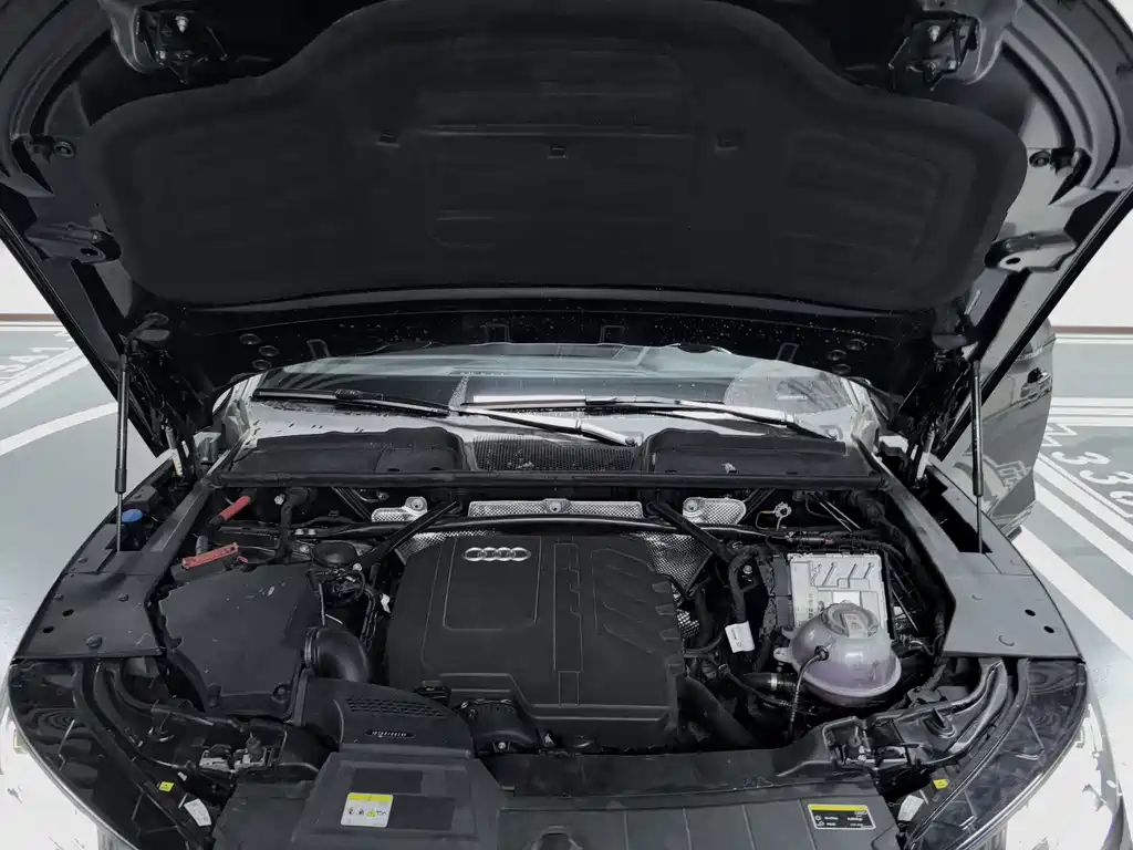 Audi Q5L 2024 45 TFSI Luxury