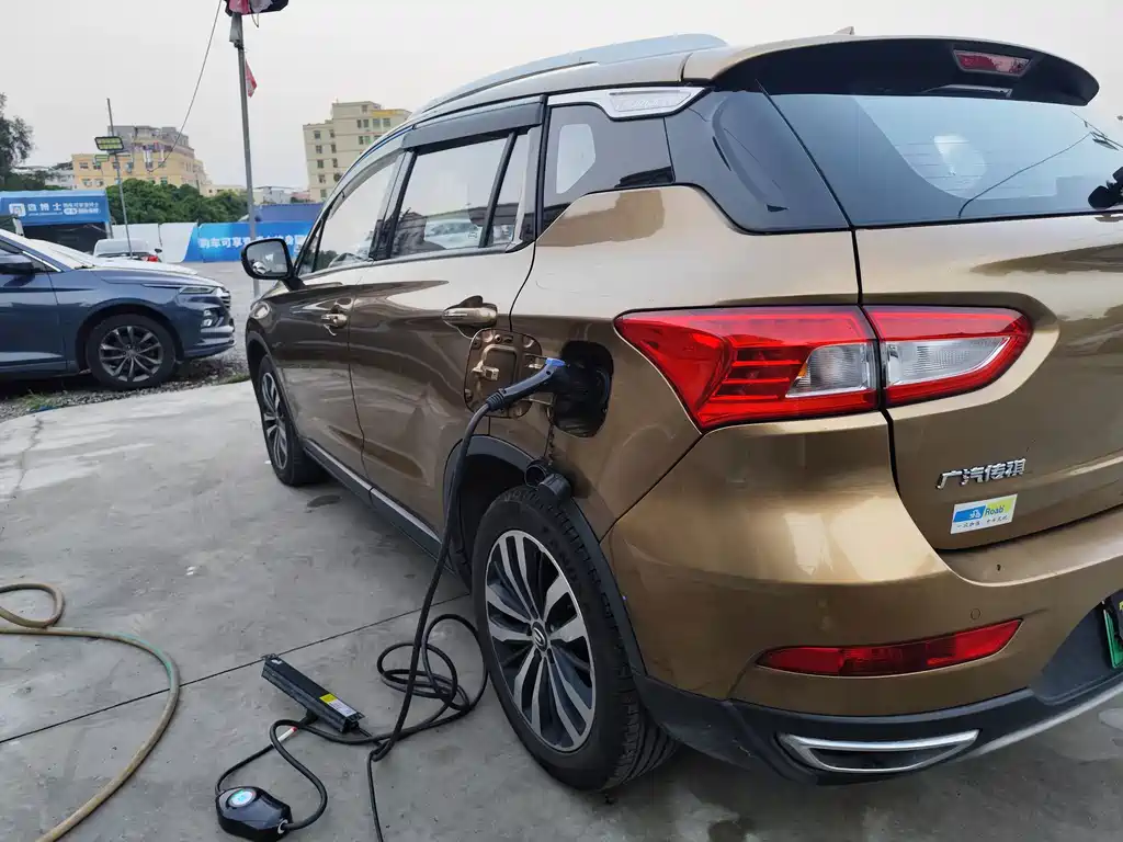 GAC Motor GS4 Hybrid — миниатюра 5