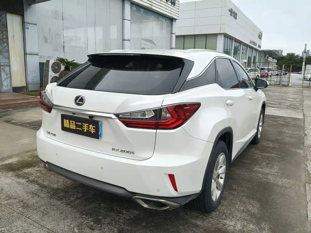 Lexus RX — миниатюра 6
