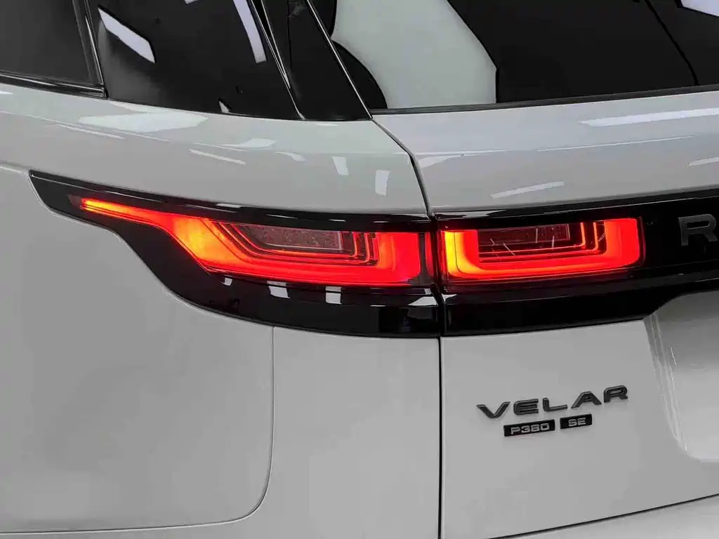 Land Rover Velar — миниатюра 6