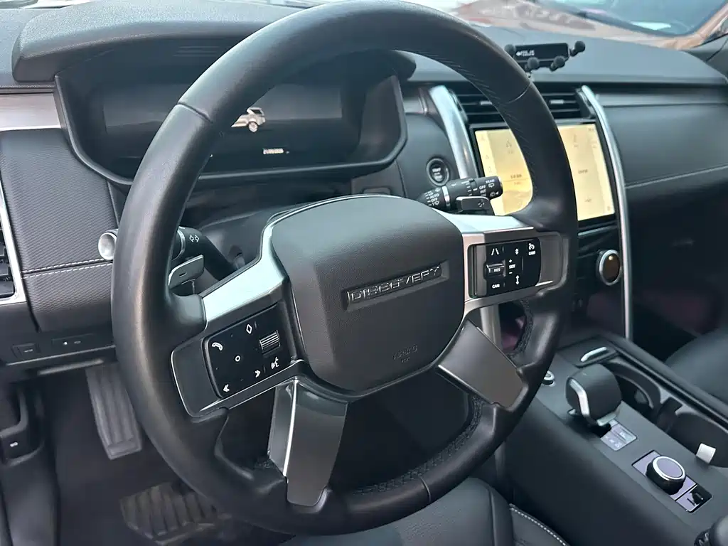 Land Rover Discovery — миниатюра 6