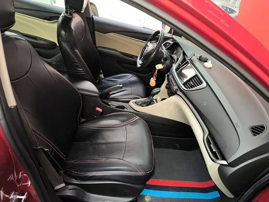 Buick Excelle — миниатюра 25