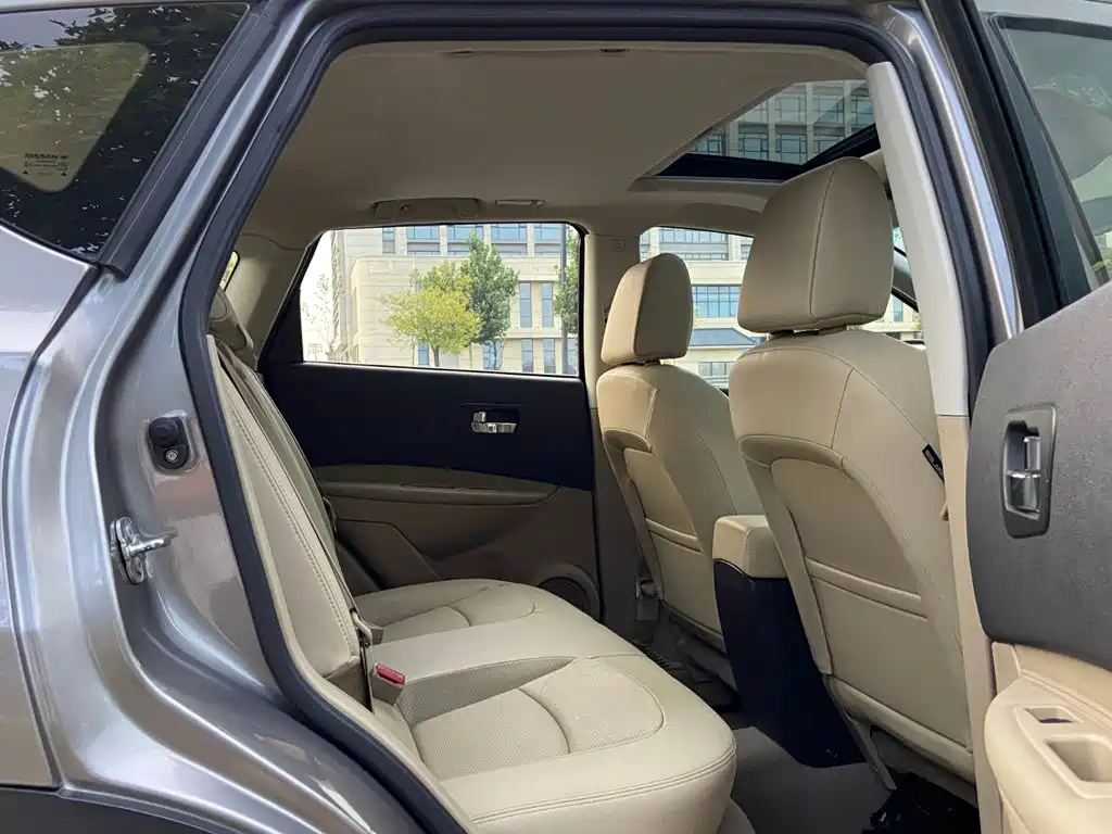 Nissan Qashqai — миниатюра 7