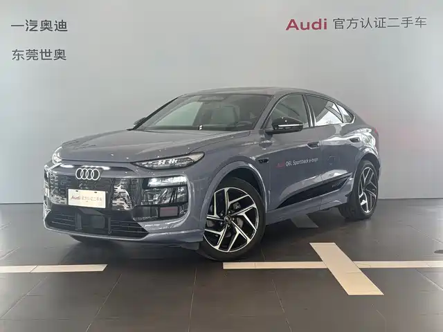 Audi Q 6 L Sportback e-tron 2026 — фото 1