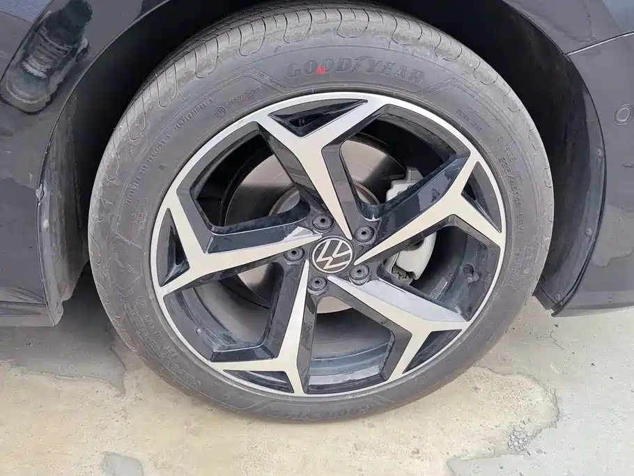 Volkswagen Passat — миниатюра 6