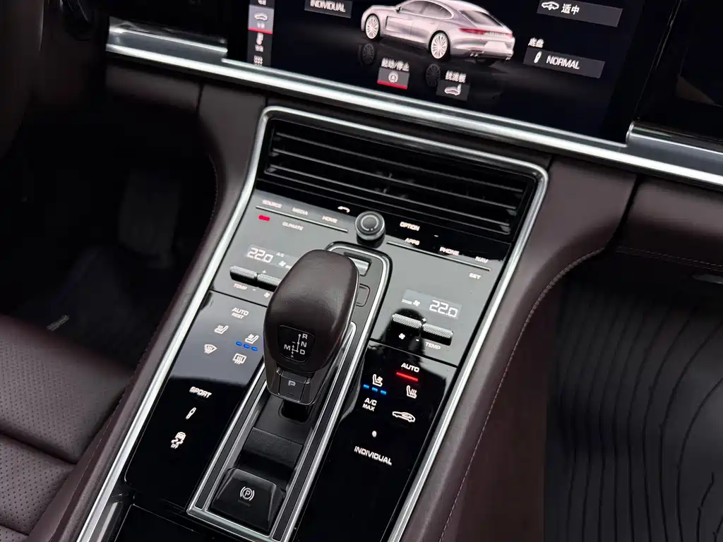 Porsche Panamera — миниатюра 15