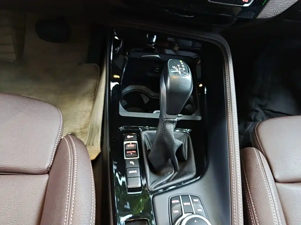 BMW X1 New Energy — миниатюра 14