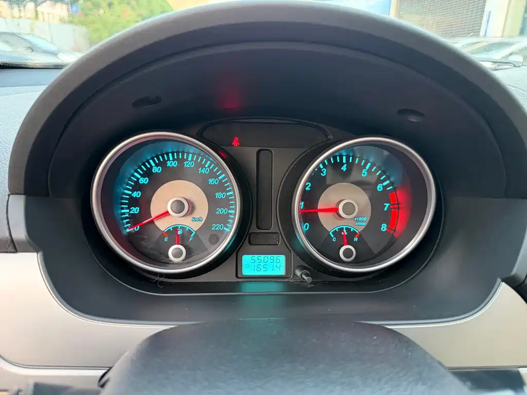 Buick Excelle — миниатюра 12