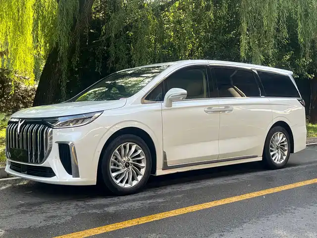 LANTU AUTOMOBILE LANTU DREAMER 2023