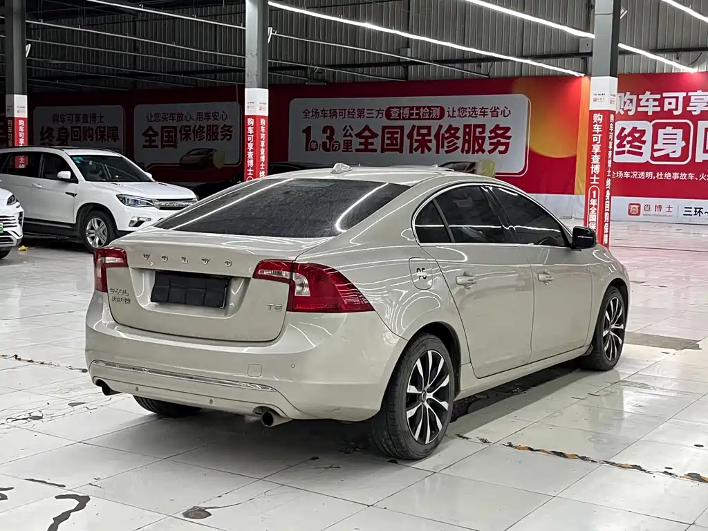 Volvo S60 — миниатюра 9