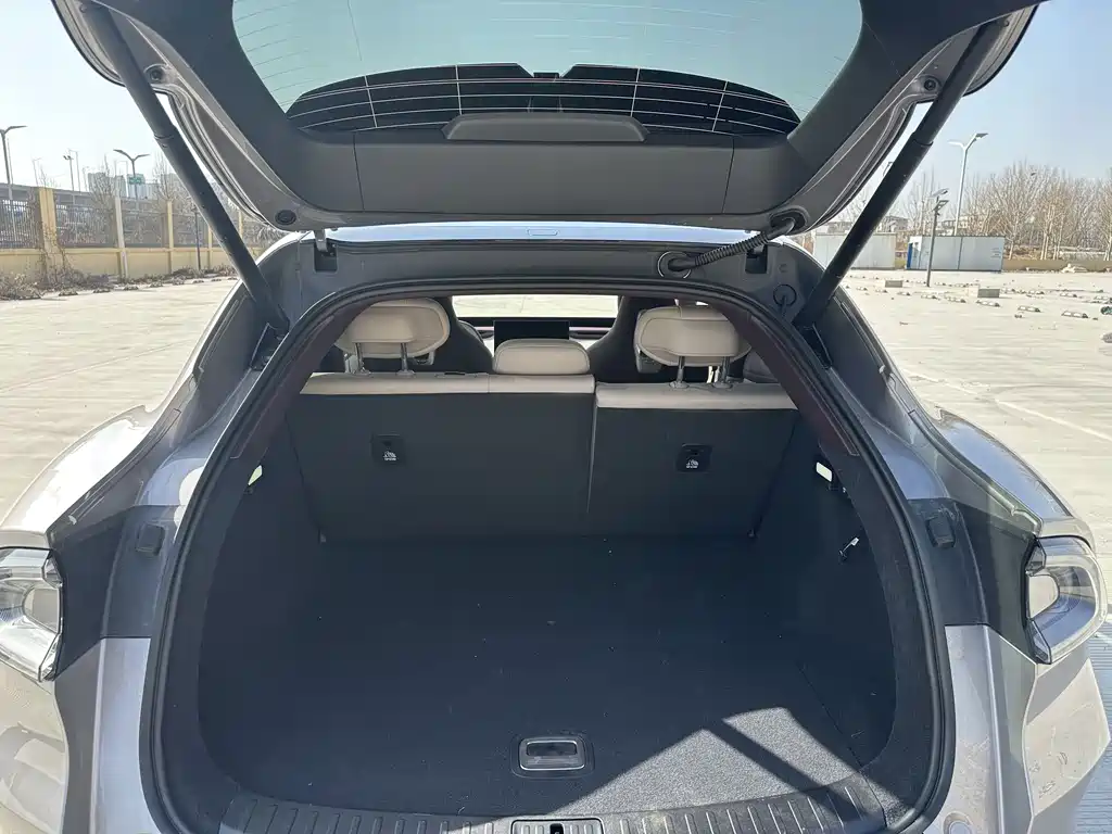 XIAOMI CAR XIAOMI YU7