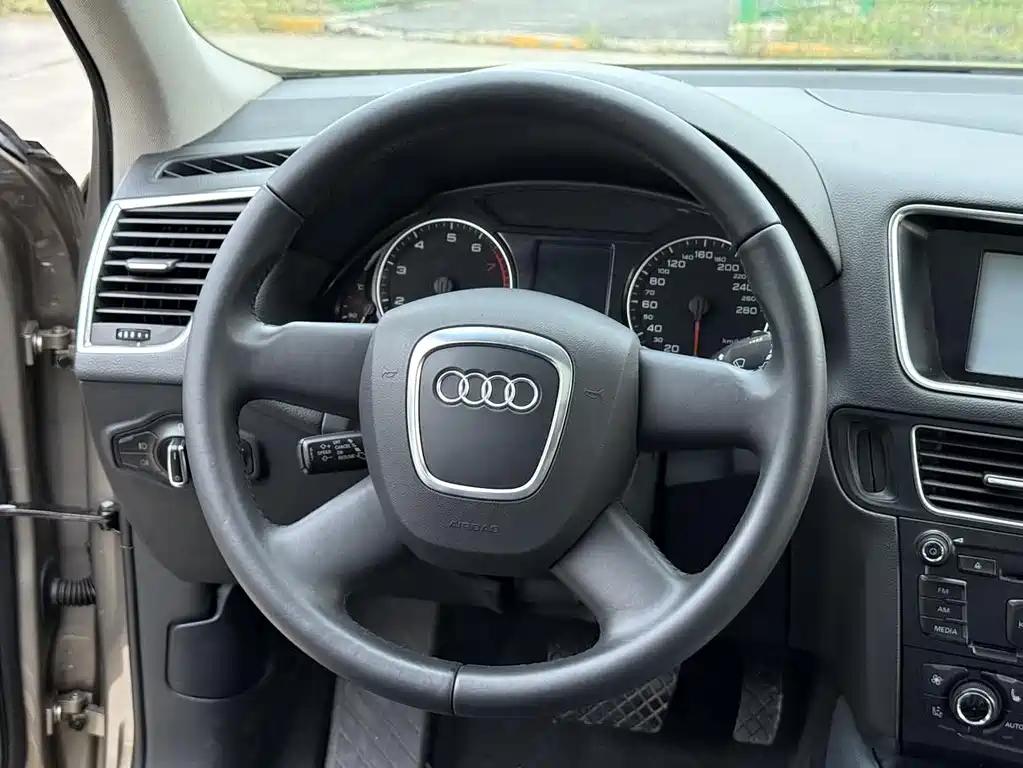 Audi Q5 — миниатюра 7