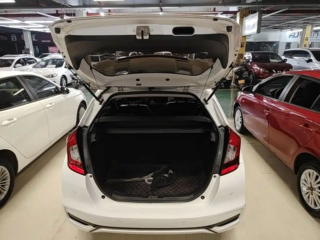 Honda Fit — миниатюра 19