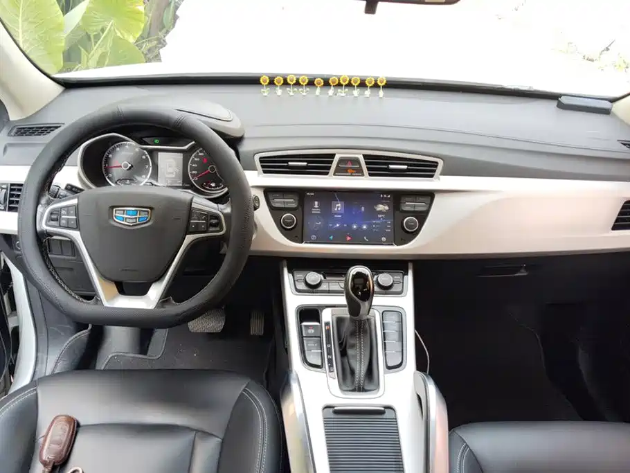 Geely Boyue — миниатюра 12