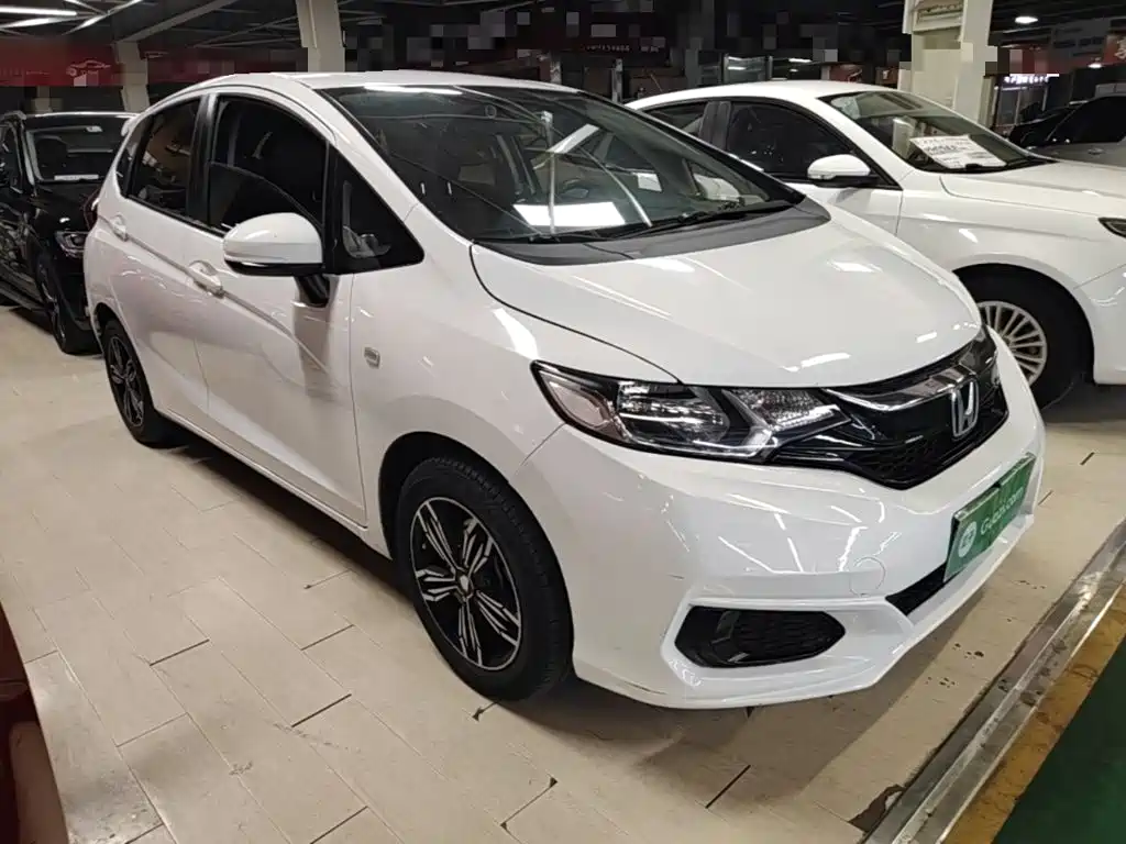 Honda Fit — миниатюра 4