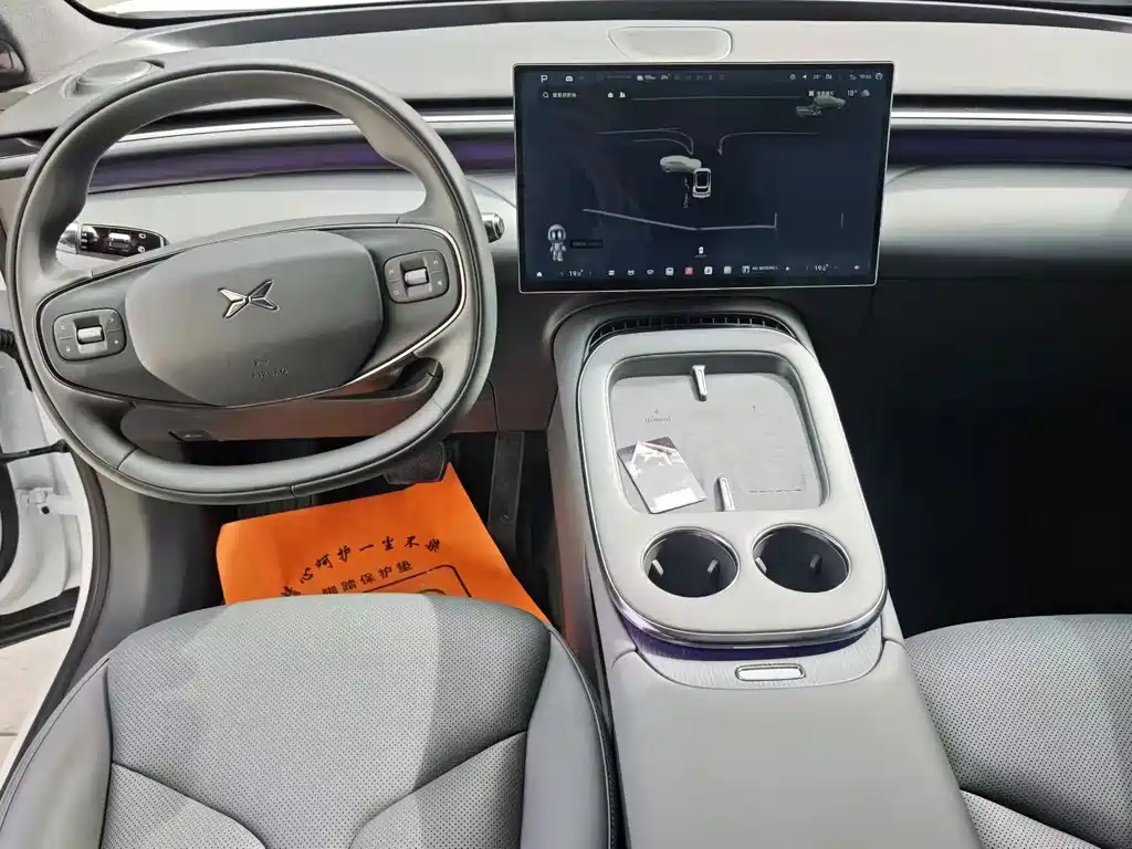 XPeng G7 — миниатюра 6