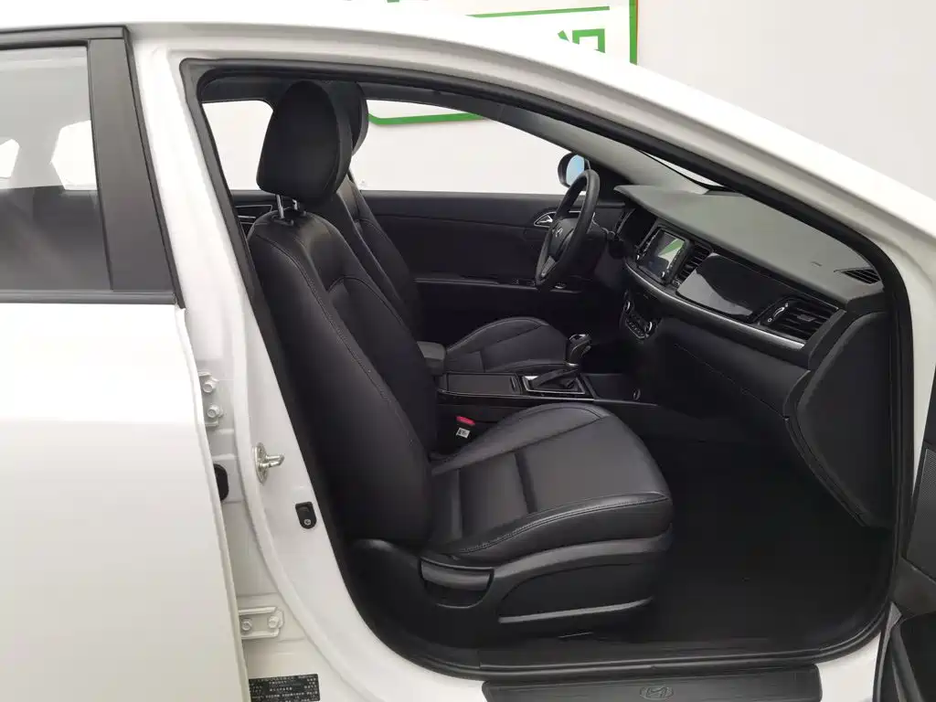Hyundai Mistra — миниатюра 23
