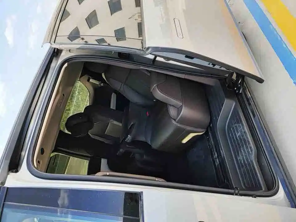 Li Auto Li MEGA — миниатюра 5