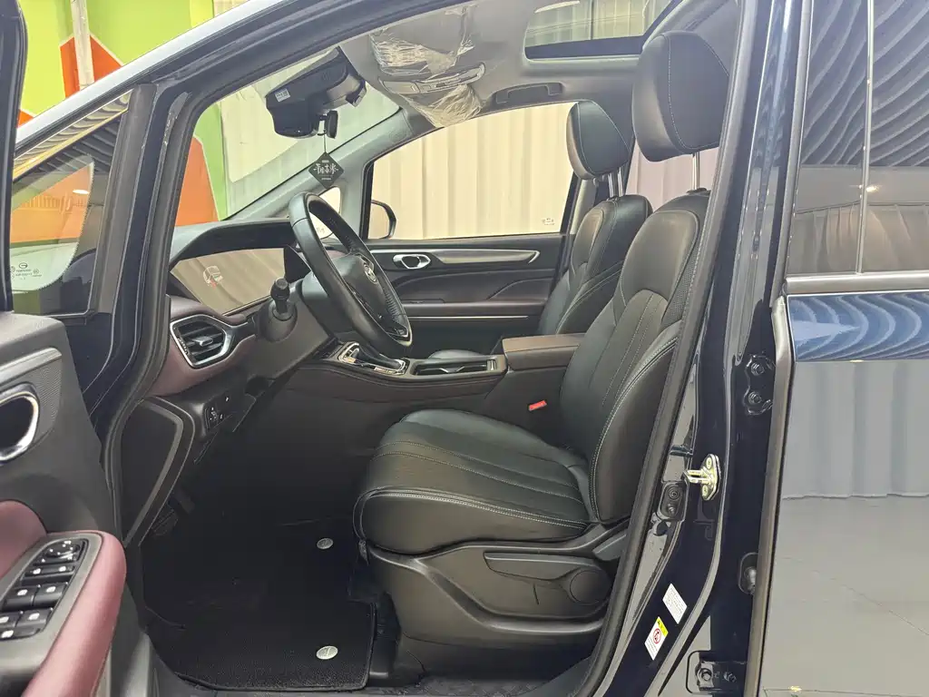 GAC M6 2021 PRO 270T DCT Luxury