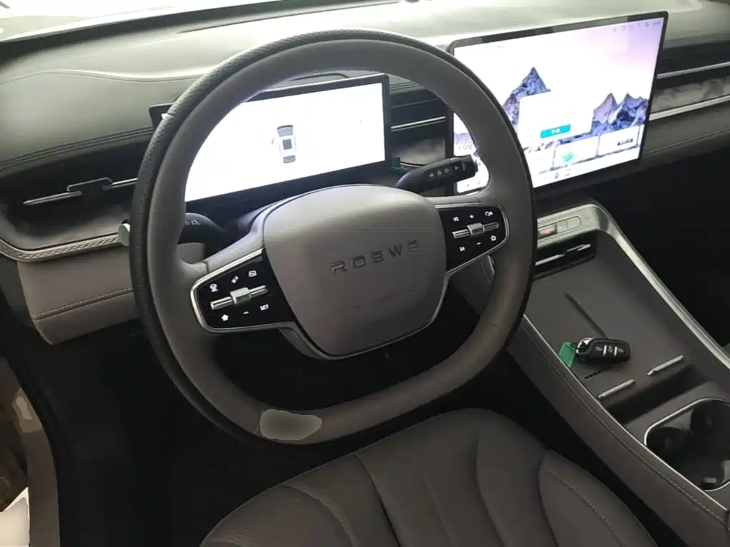 Roewe M7 DMH — миниатюра 11