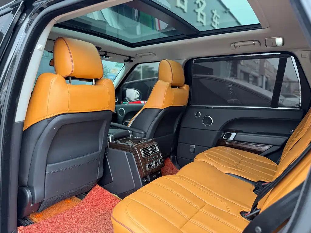 Land Rover Range Rover — миниатюра 8