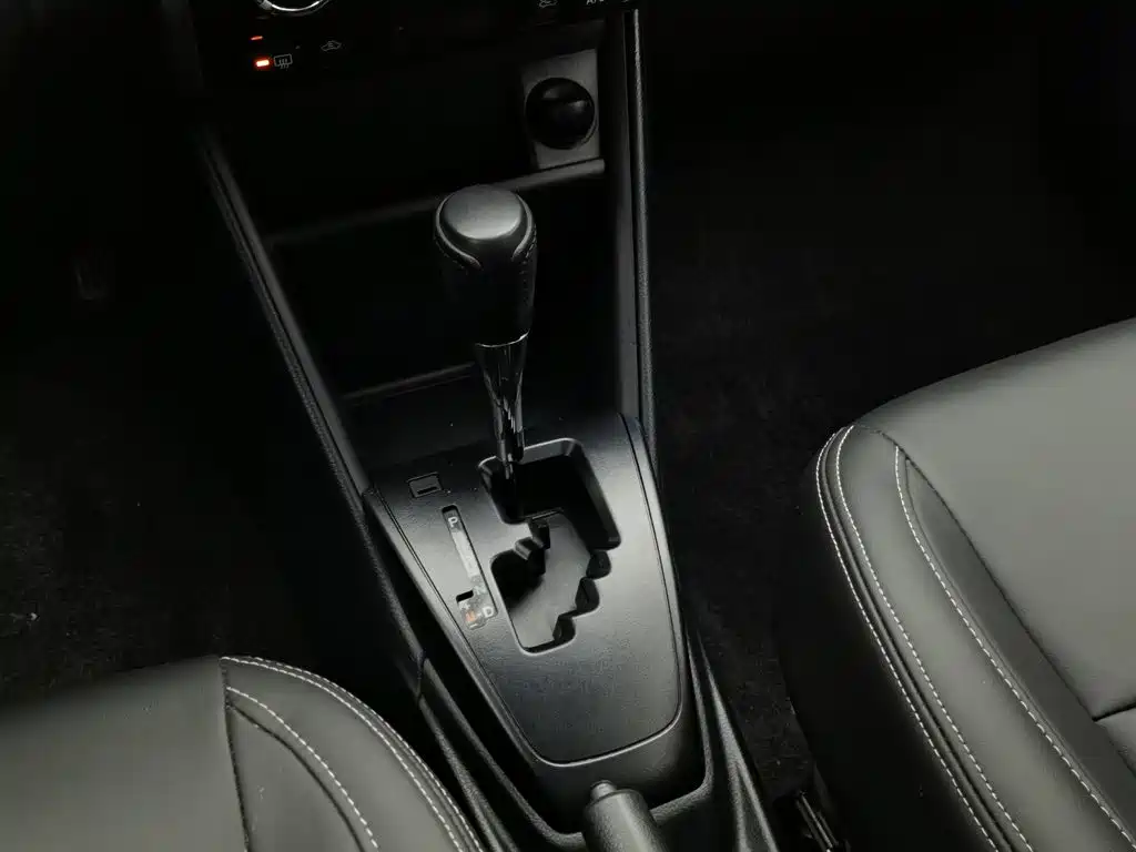 Toyota Yaris L — миниатюра 13