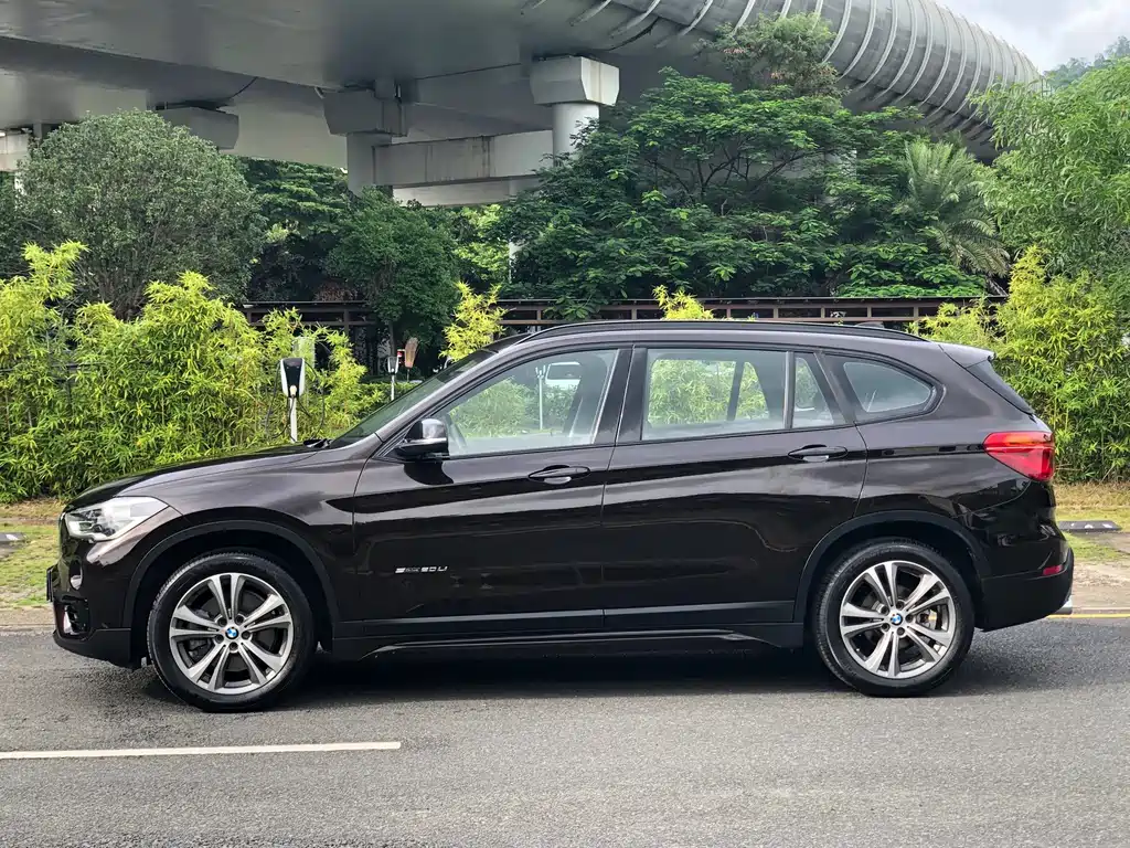 BMW X1 — миниатюра 7