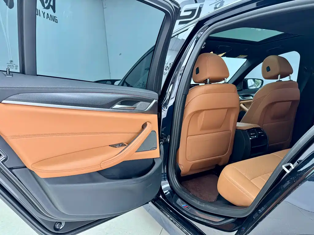 BMW 5 Series (Import) — миниатюра 10